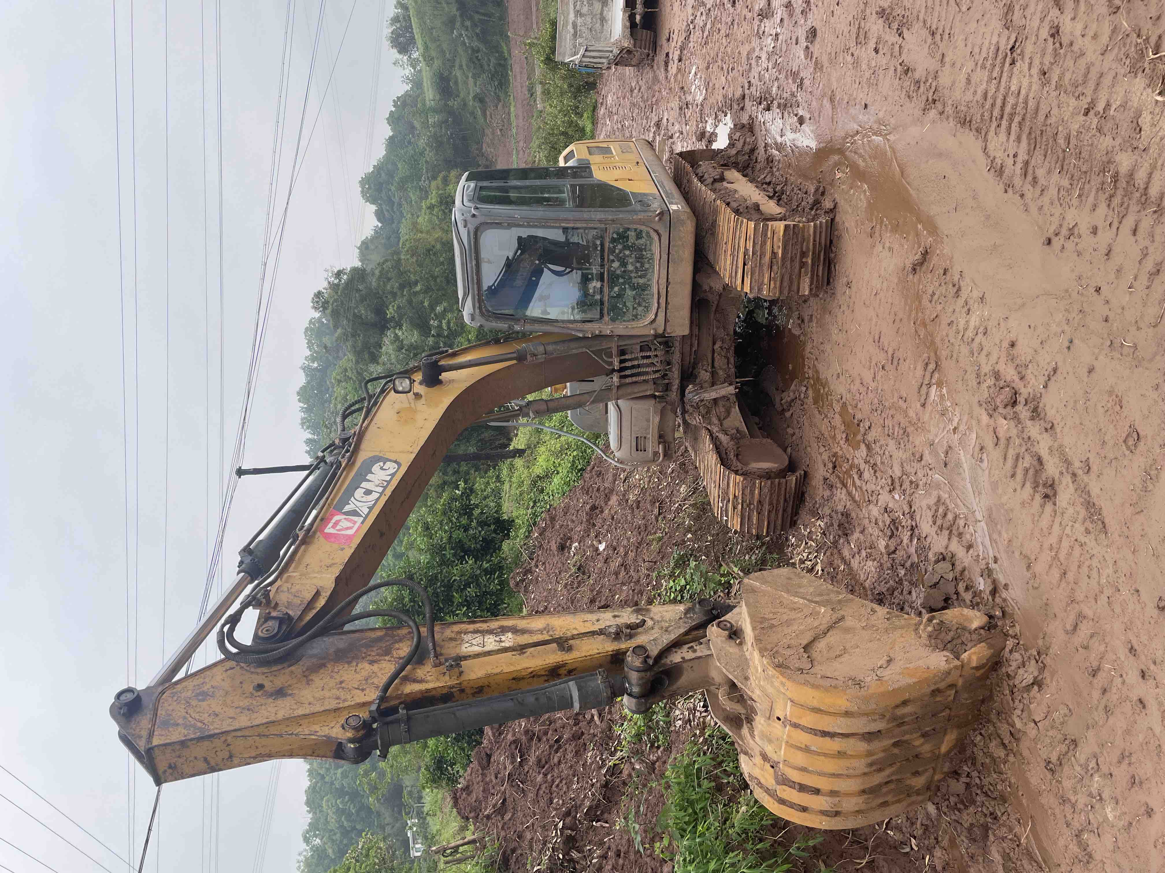 Buy XCMG XE135D Used Excavator / 5