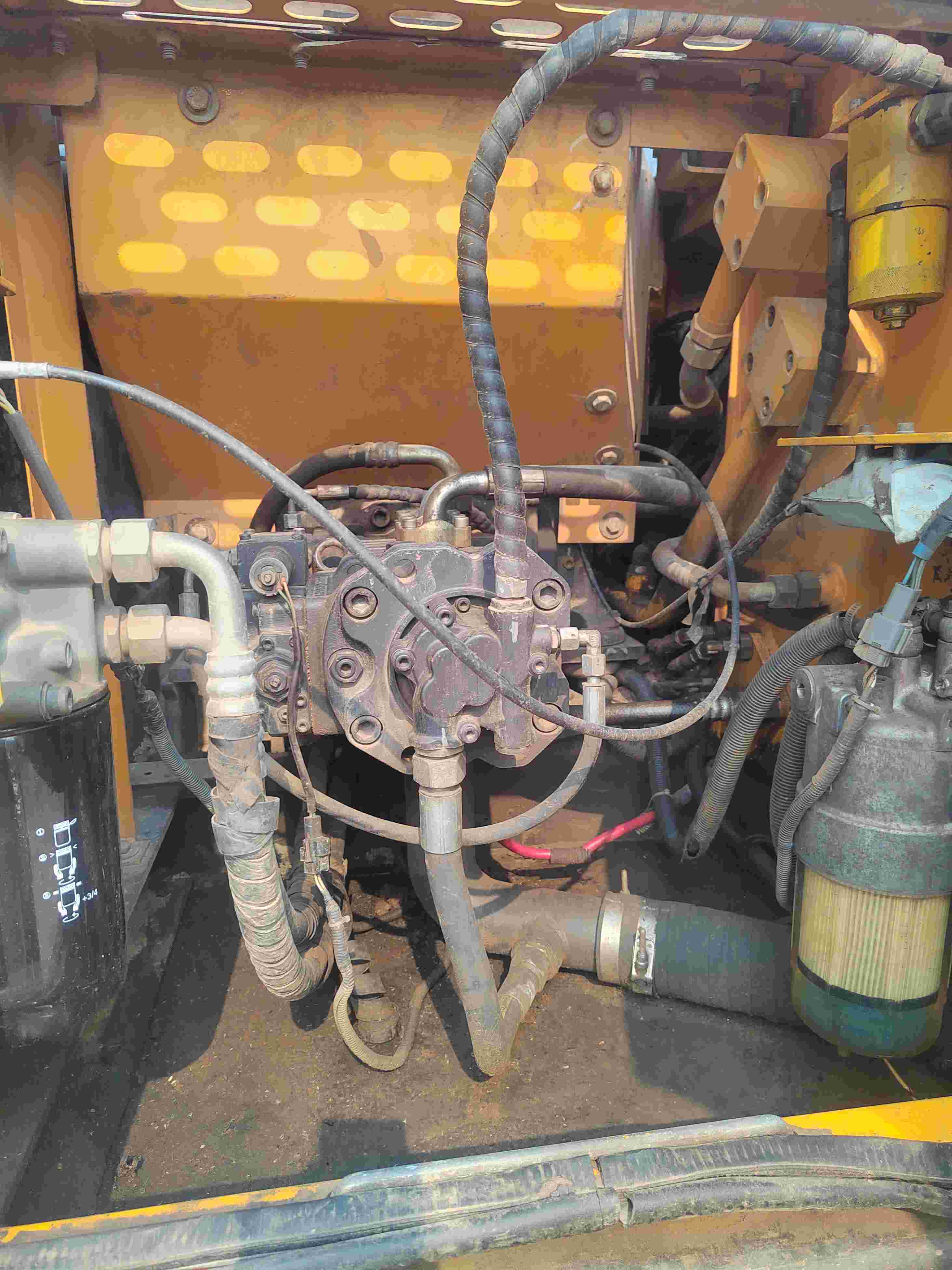 Buy Sany C135-10 Used Excavator / 5