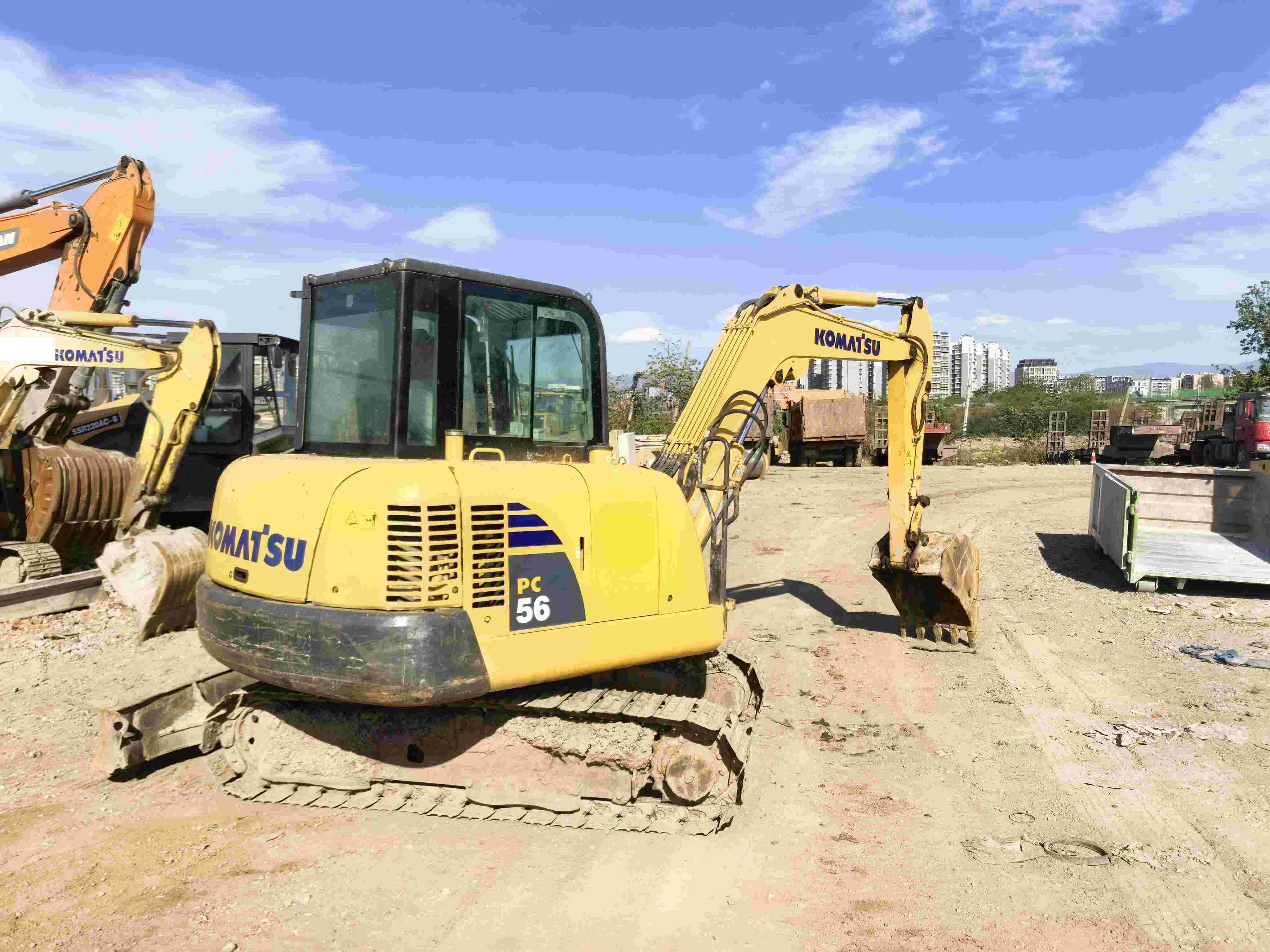 Buy Komatsu PC56-7 Used Excavator / 4