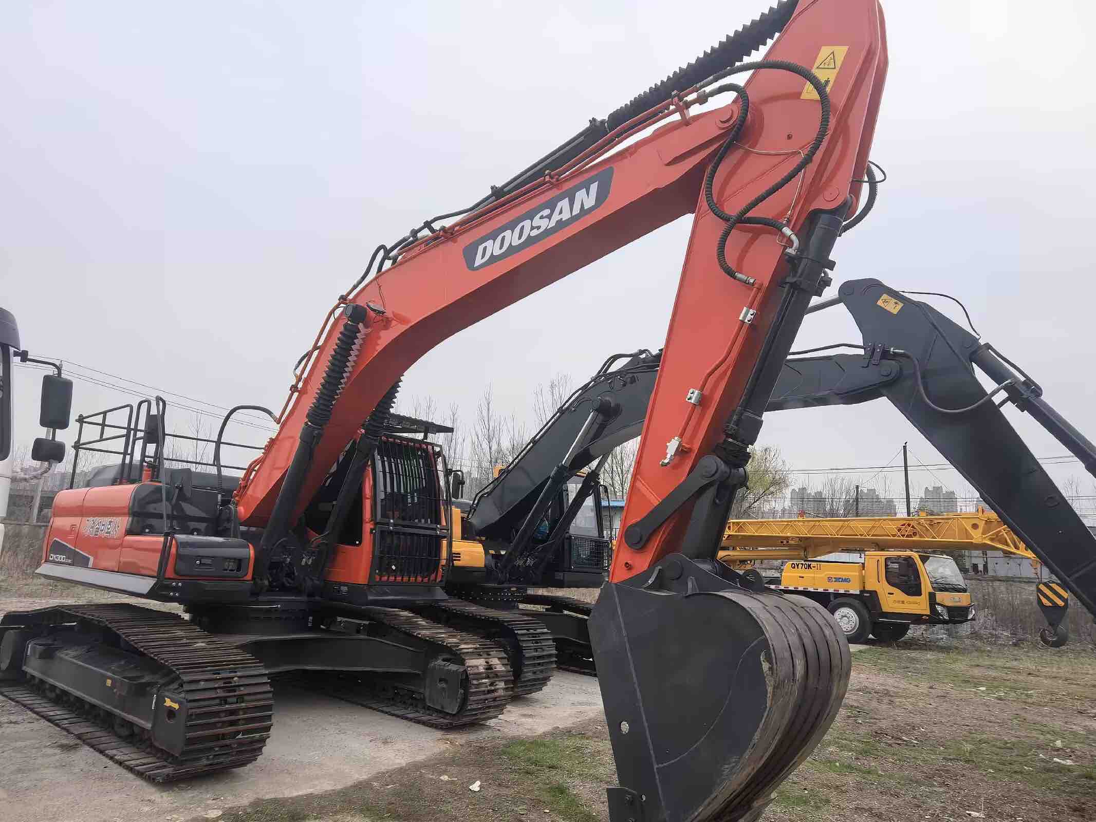 Buy Doosan Used Excavator / 8