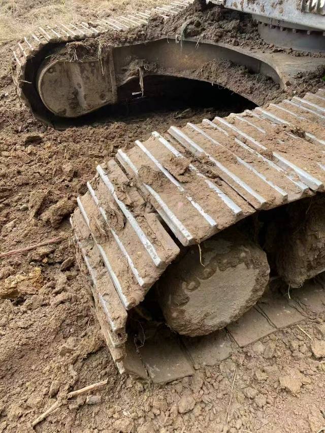 Buy Volvo EC360LC Used Excavator / 9