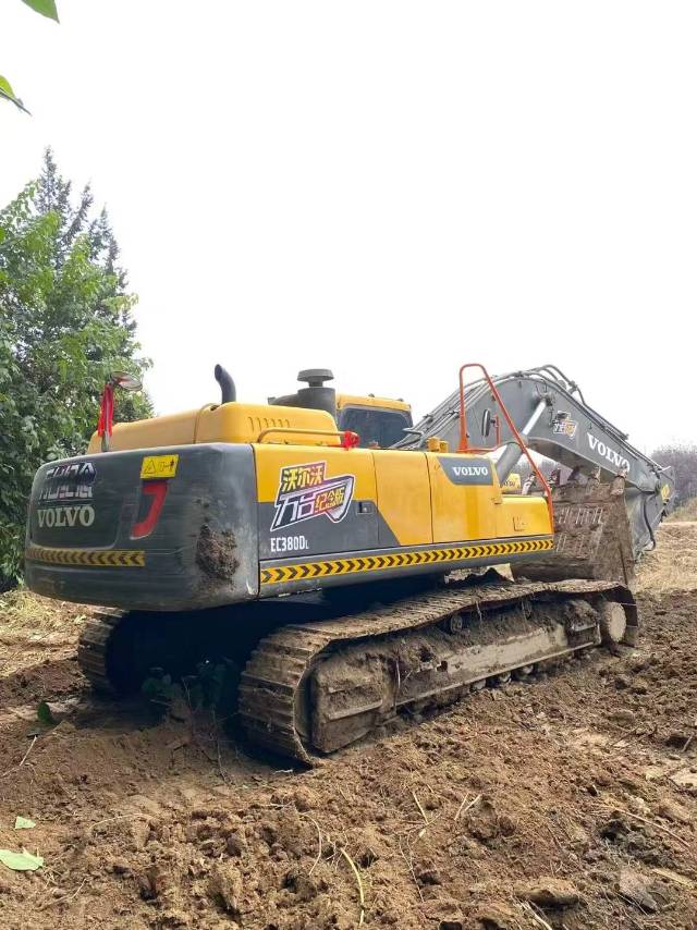 Buy Volvo EC360LC Used Excavator / 4