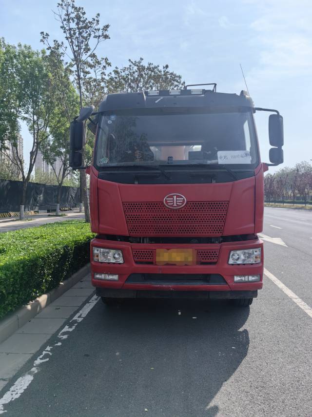 Buy XCMG Used Crane / 3