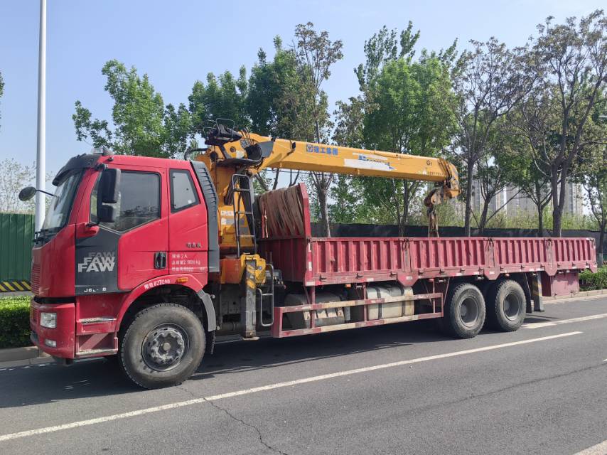 Buy XCMG Used Crane / 2