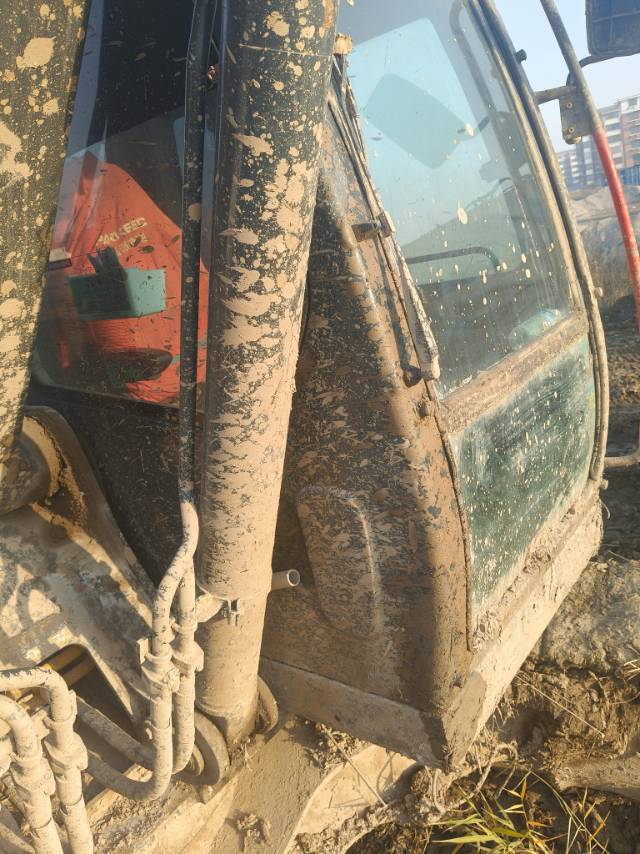 Buy Hyundai 215LC-7 Used Excavator / 7