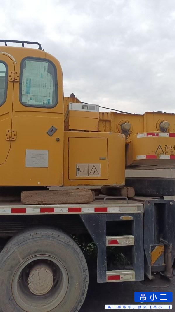 Buy XCMG QY25K5-1 Used Crane / 4