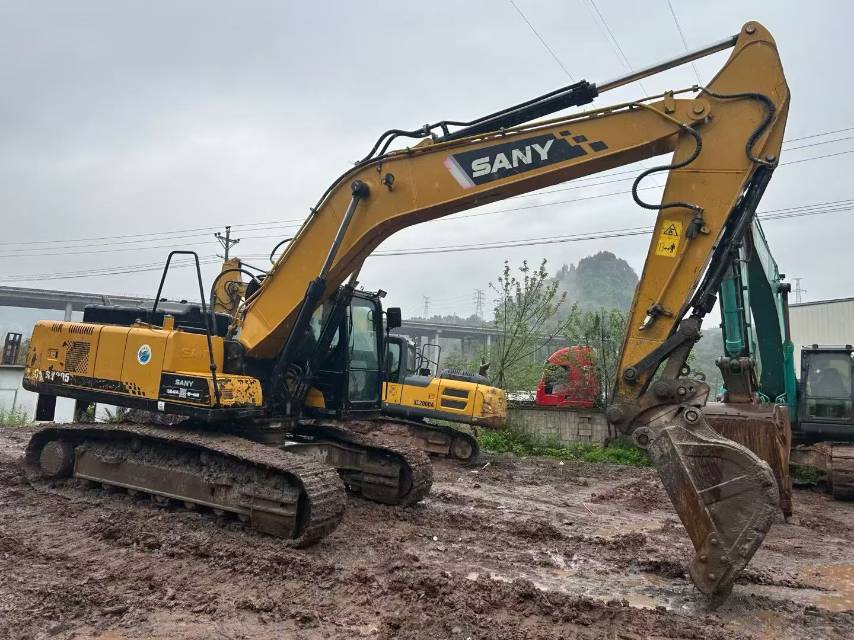 Buy Sany SY200C Used Excavator / 2