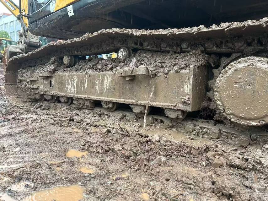 Buy Sany SY200C Used Excavator / 4