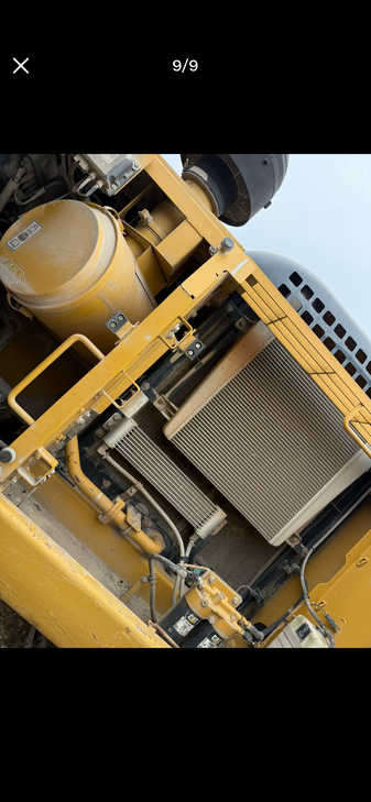 Buy Caterpillar 330D Used Excavator / 1