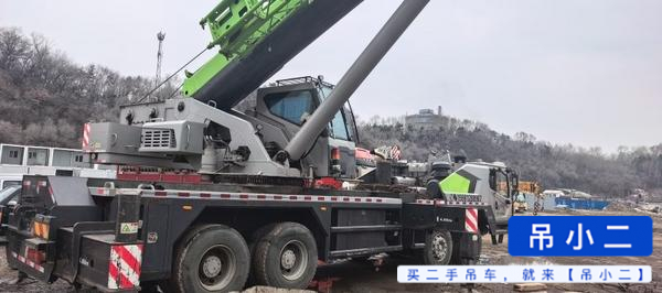 Compre Grúa Zoomlion ZTC550H552 Usada / 2