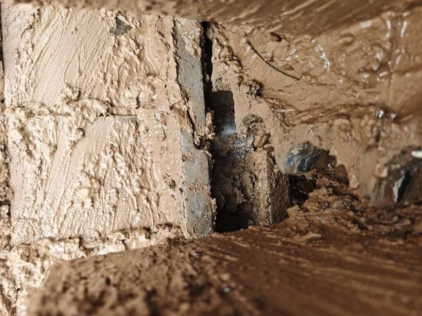 Buy Hyundai R215VS Used Excavator / 5