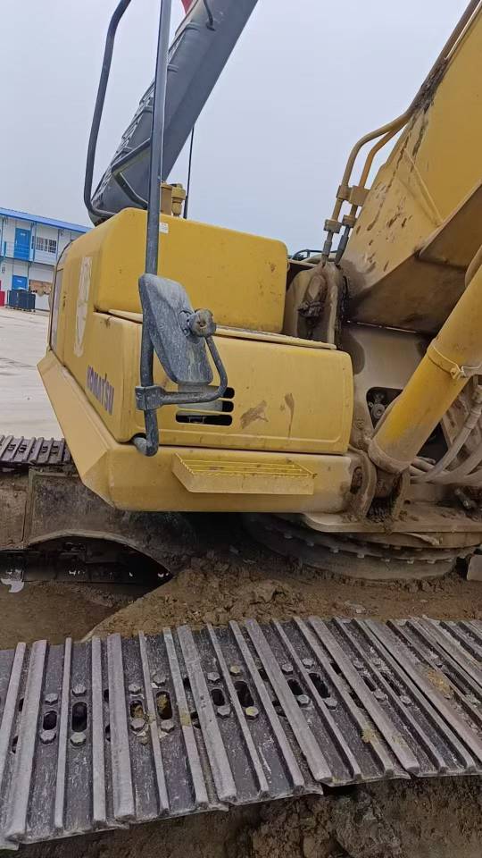 Buy Komatsu PC240-8 Used Excavator / 9