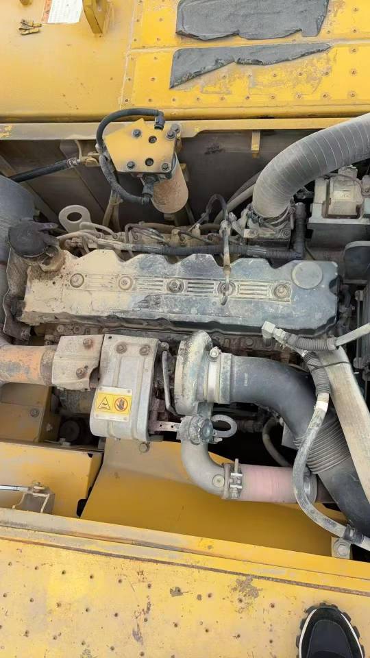 Buy Komatsu PC240-8 Used Excavator / 7