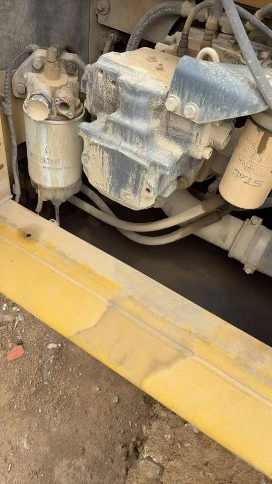 Buy Komatsu PC240-8 Used Excavator / 5