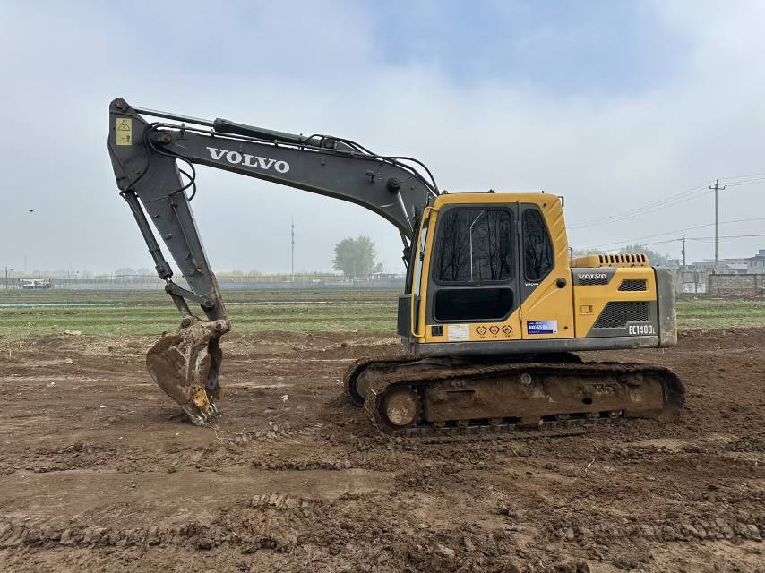 Buy Volvo 140BLC Used Excavator / 2