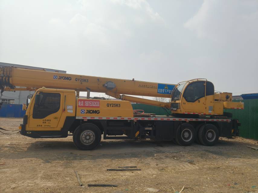 Buy XCMG QY25K5 Used Crane / 4