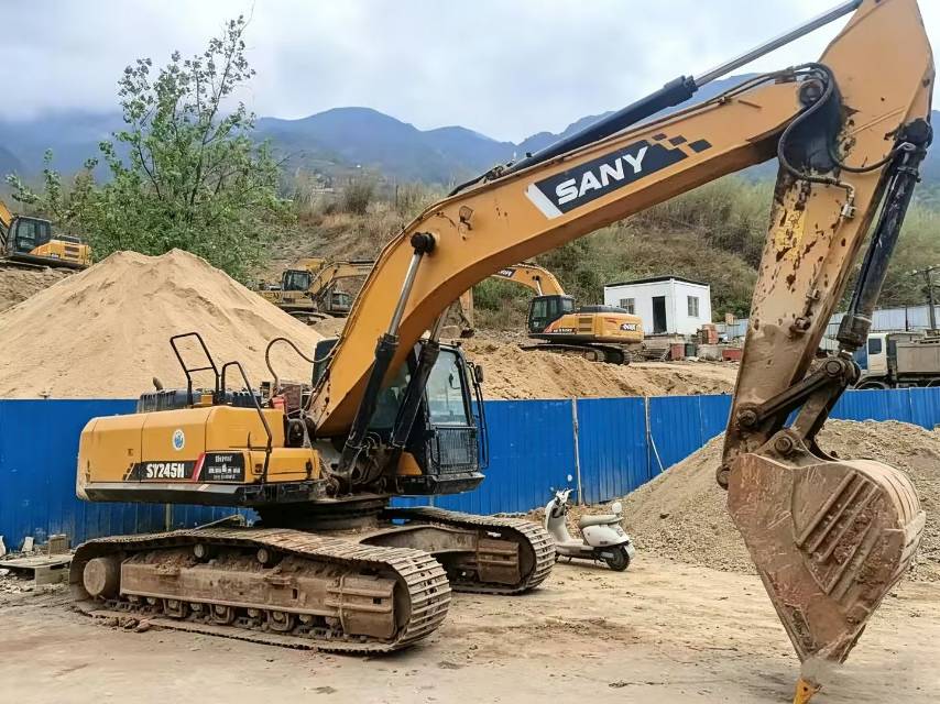 Buy Sany SY245H Used Excavator / 6