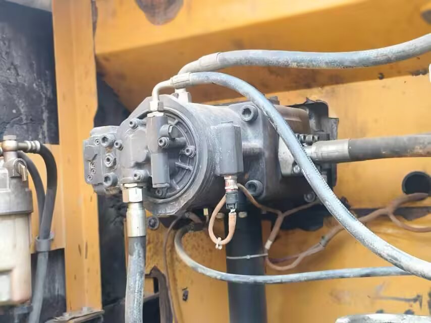 Buy Sany SY245H Used Excavator / 3