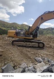 Buy Caterpillar 30T Used Excavator / 2 Buy Caterpillar 30T Used Excavator / 2