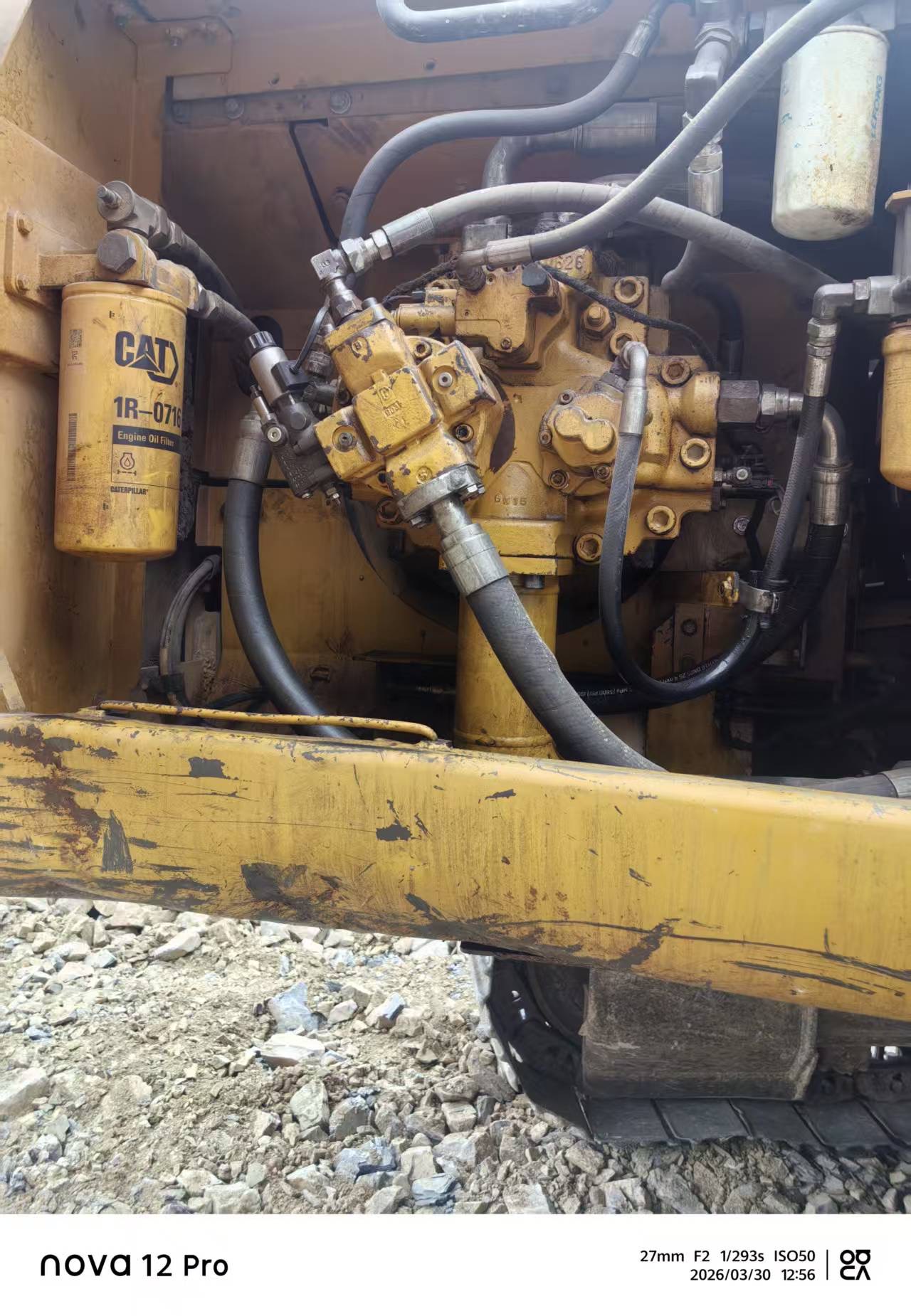 Buy Caterpillar 30T Used Excavator / 4 Buy Caterpillar 30T Used Excavator / 4