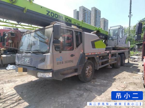 Buy Zoomlion 250A Used Crane / 3