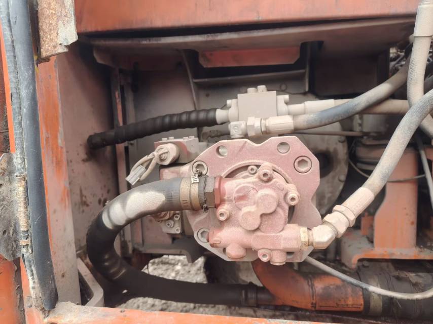 Buy Doosan DH150-7 Used Excavator / 4