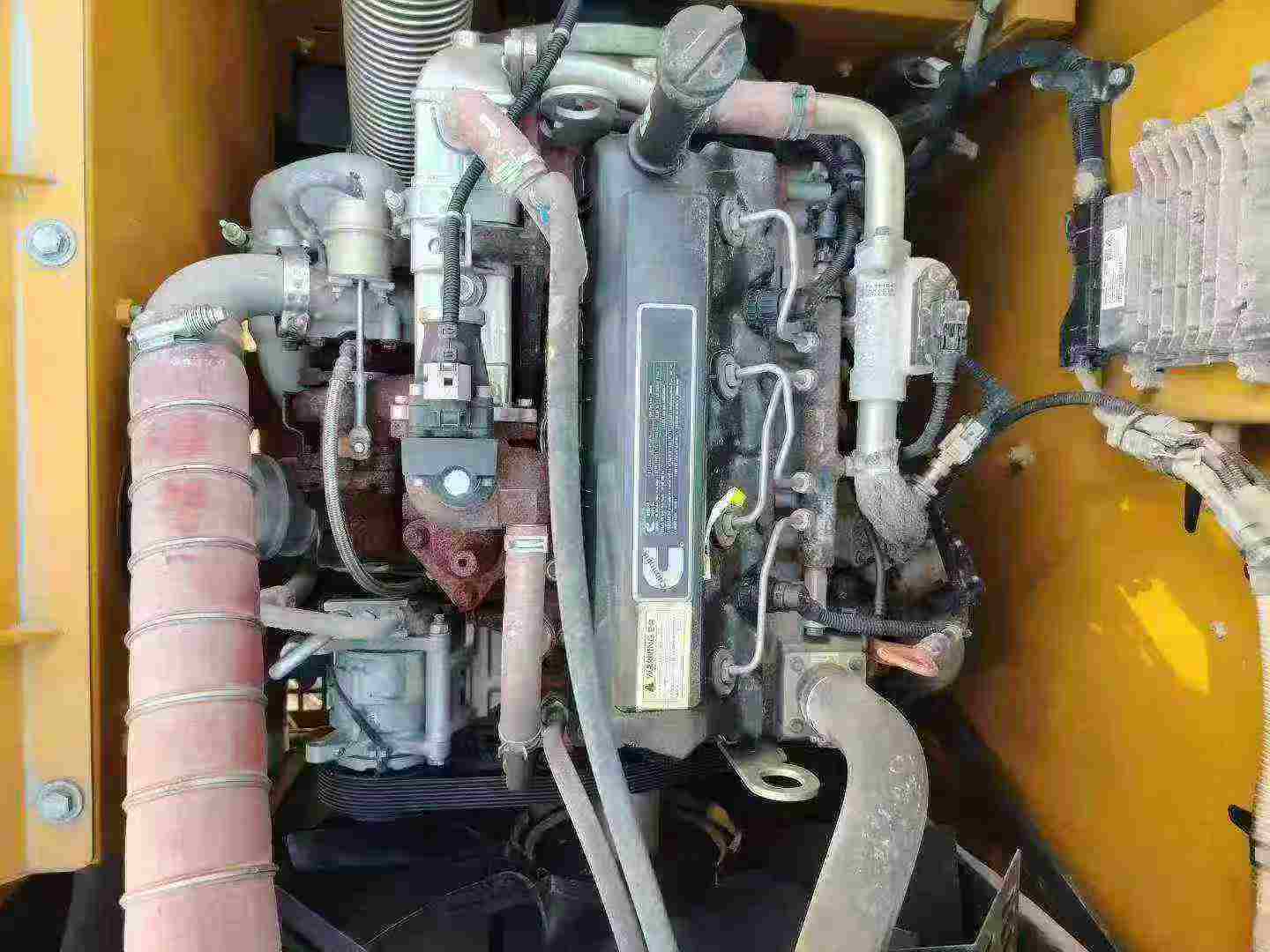 Buy XCMG XE2000E Used Excavator / 3