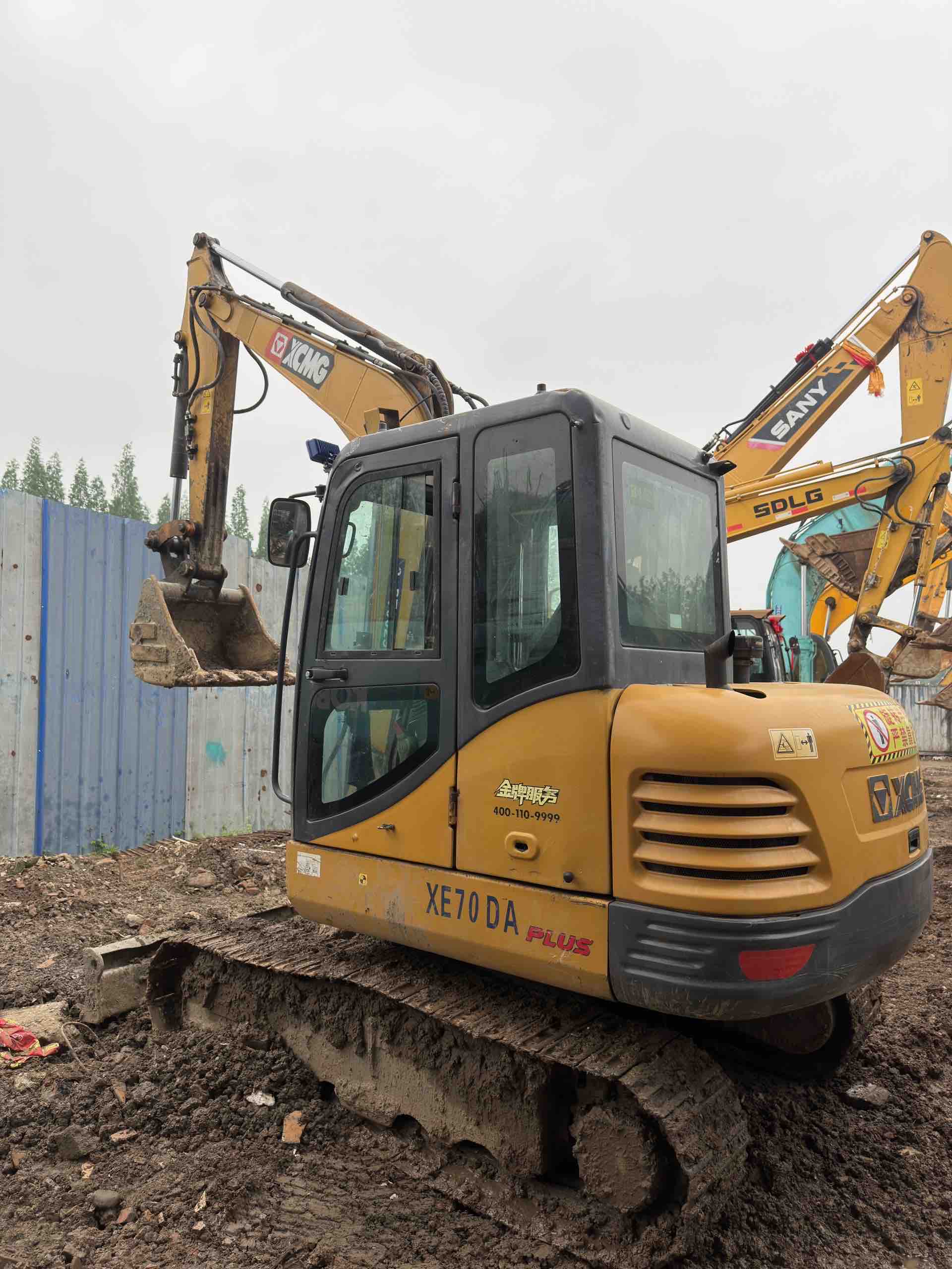 Buy XCMG XE55DA Used Excavator / 4