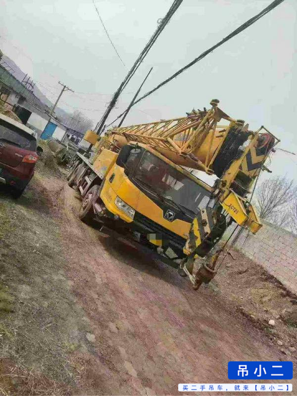 Buy XCMG 25K5C Used Crane / 4