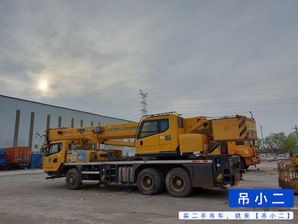 Buy XCMG 20L Used Crane / 3