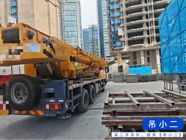 Buy XCMG 25K5D Used Crane / 3