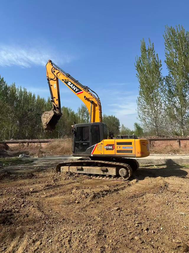 Buy Sany 215C-9 Used Excavator / 4