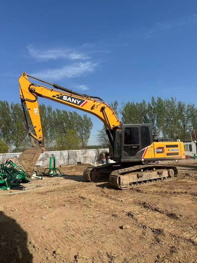 Buy Sany 215C-9 Used Excavator / 2