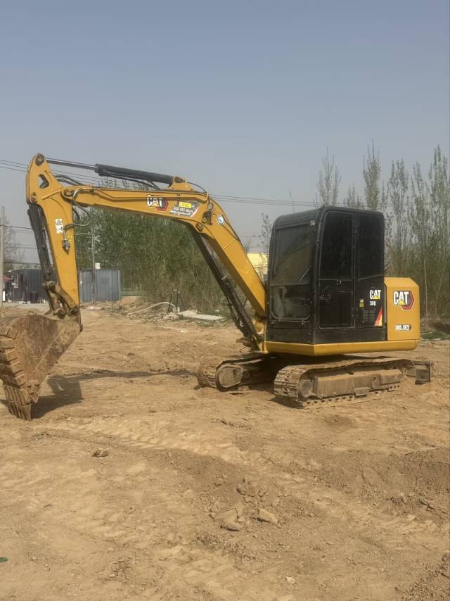 Buy Caterpillar 305.5E2 Used Excavator / 8