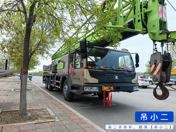 Buy Zoomlion ZTC201V551 Used Crane / 2