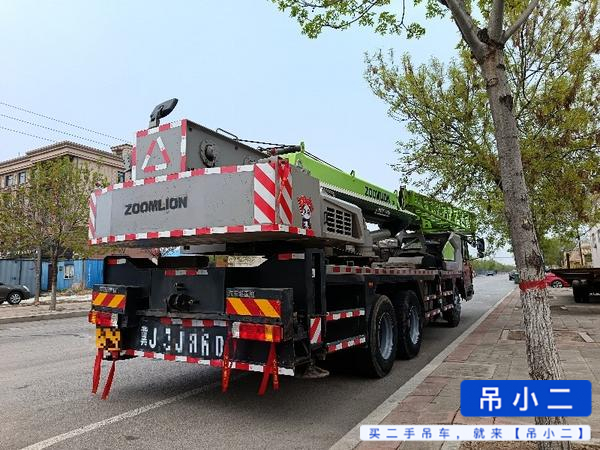 Buy Zoomlion ZTC201V551 Used Crane / 3