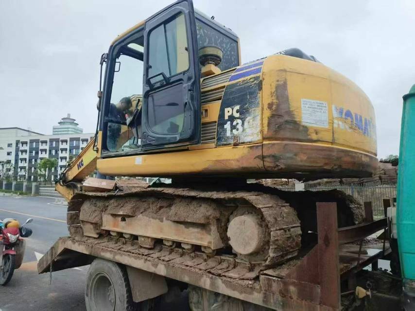 Buy Komatsu PC160LC-8 Used Excavator / 2