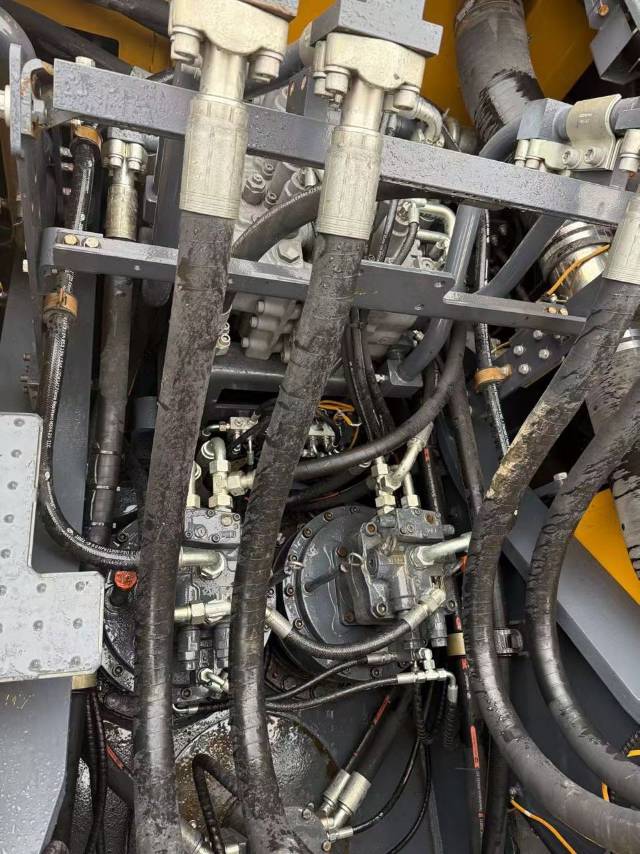 Buy XCMG XE80D Used Excavator / 8