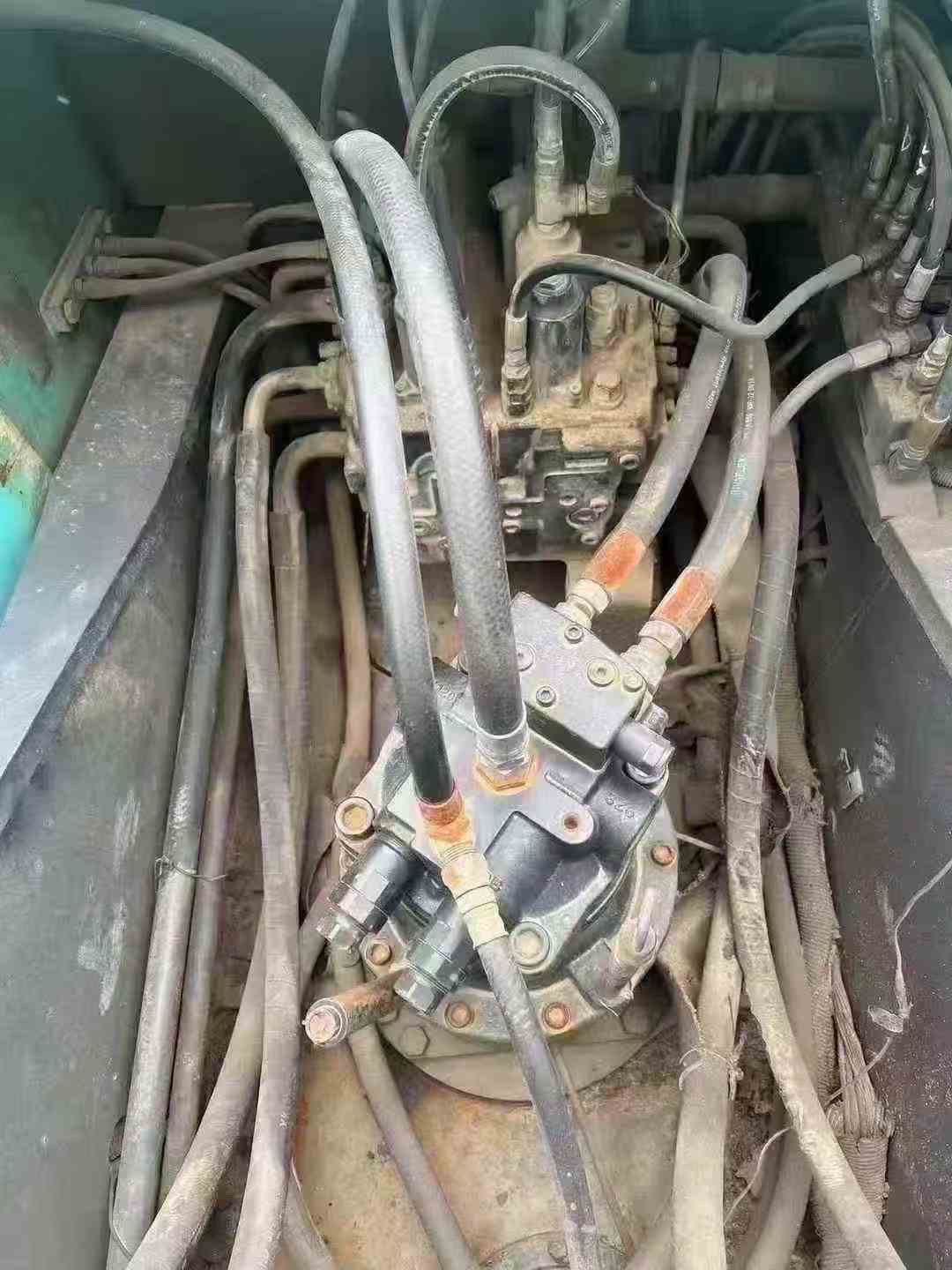 Buy Kobelco 200-8 Used Excavator / 4