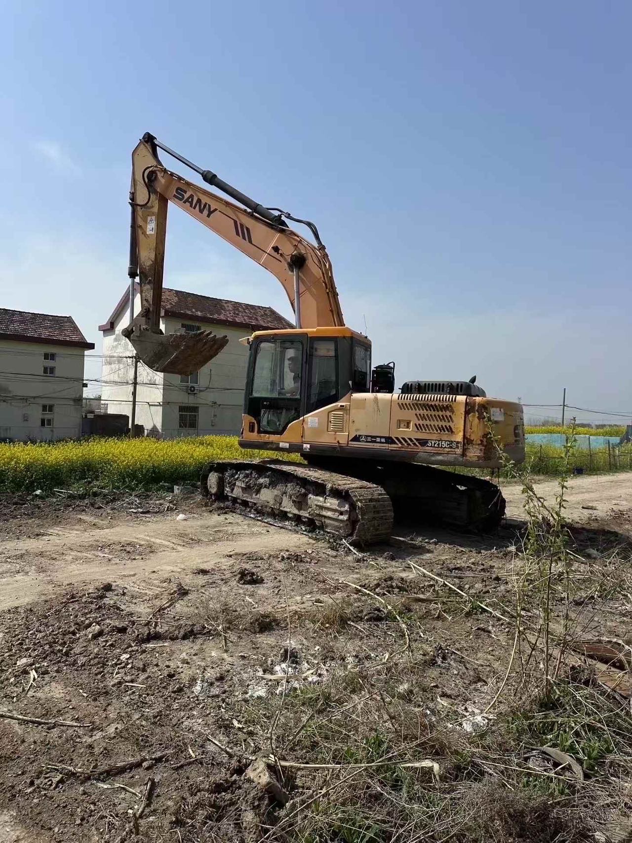 Buy Sany 215C-9 Used Excavator / 2