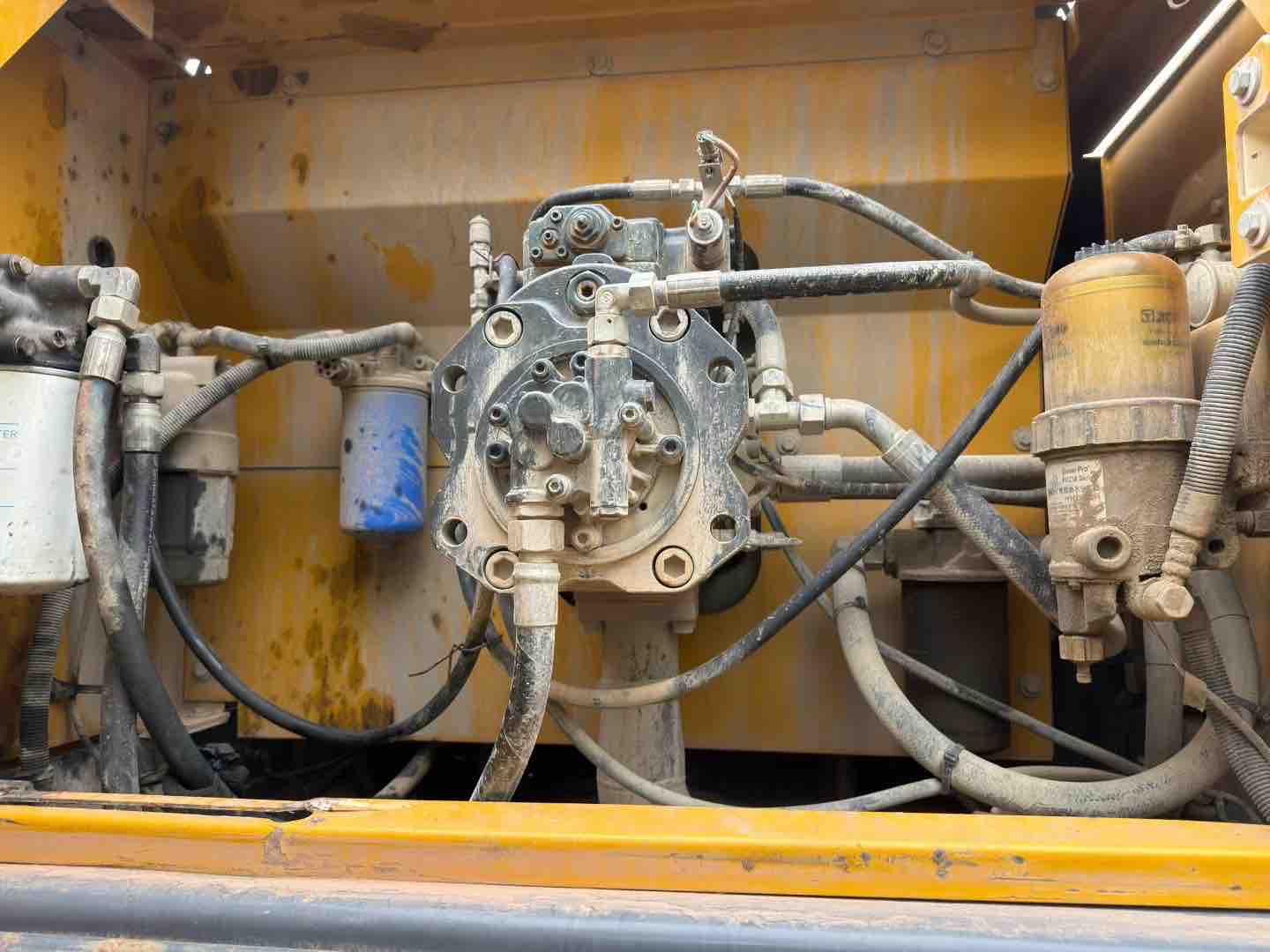 Buy XCMG XE370DK Used Excavator / 6