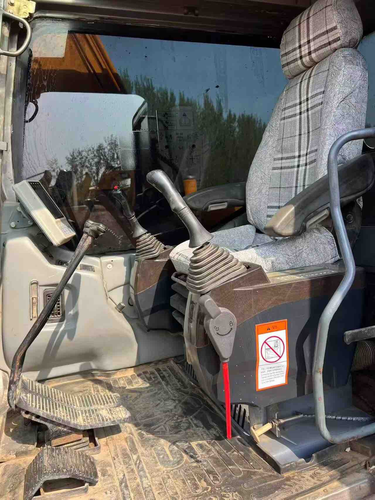 Buy Sany C135-10 Used Excavator / 9