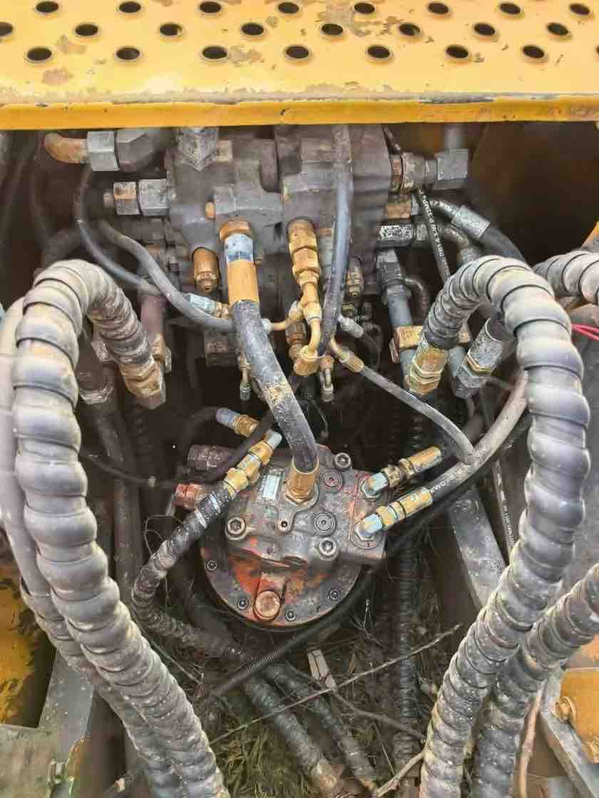 Buy Volvo 140BLC Used Excavator / 6