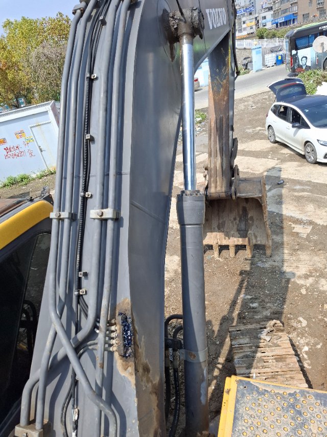 Buy Volvo EC250D Used Excavator / 8