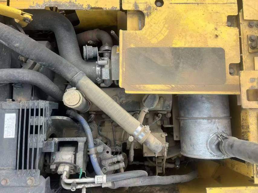 Buy Komatsu PC130-7 Used Excavator / 2 Buy Komatsu PC130-7 Used Excavator / 2