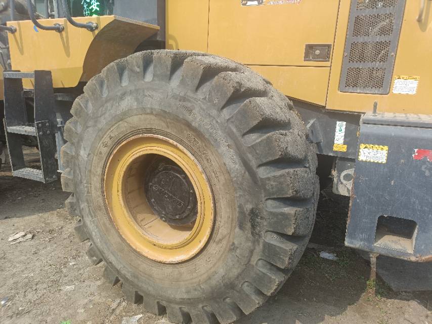 Buy XCMG LW600FV Used Loader / 2