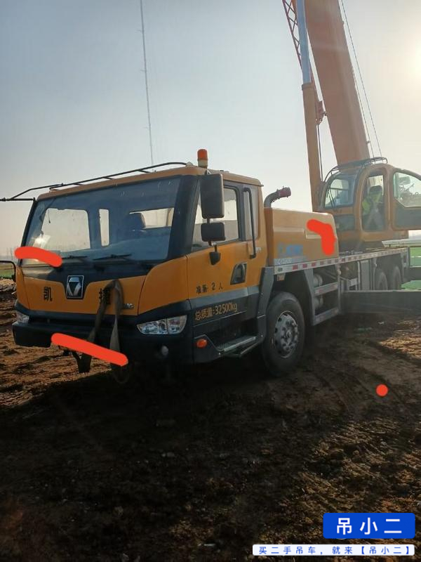 Buy XCMG Used Crane / 4