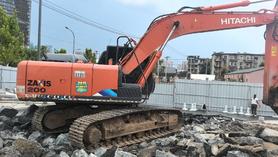 Buy Hitachi EX200-6 Used Excavator / 4 Buy Hitachi EX200-6 Used Excavator / 4