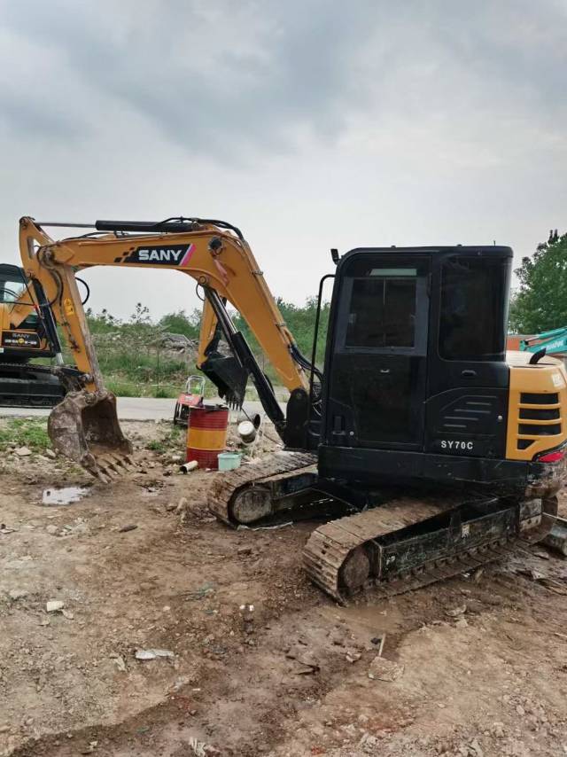 Buy Sany SY60C Pro Used Excavator / 3