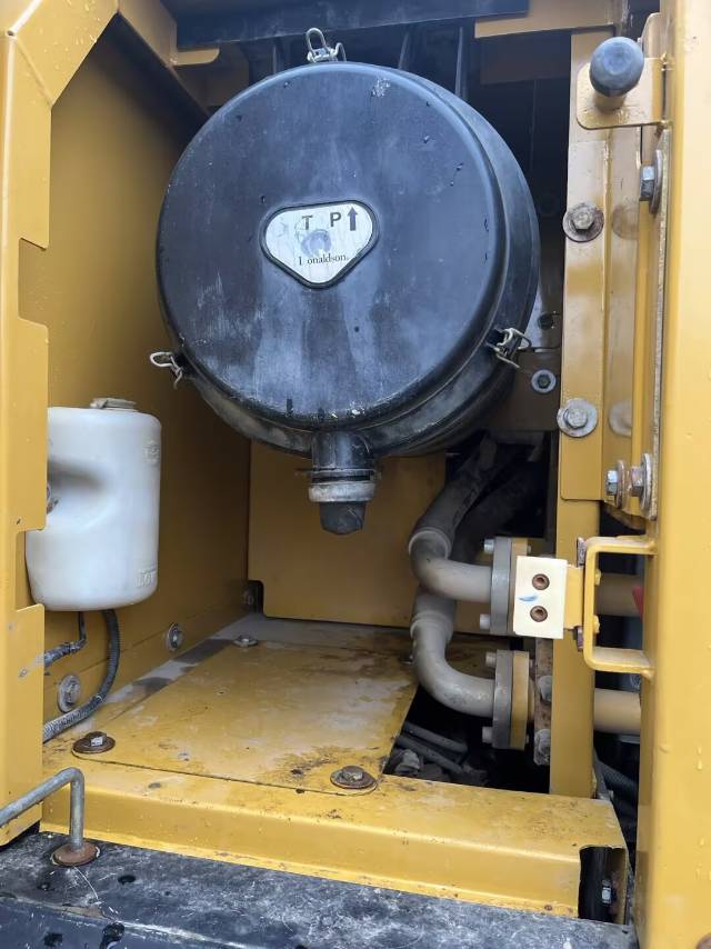 Buy Sany SY245H Used Excavator / 8